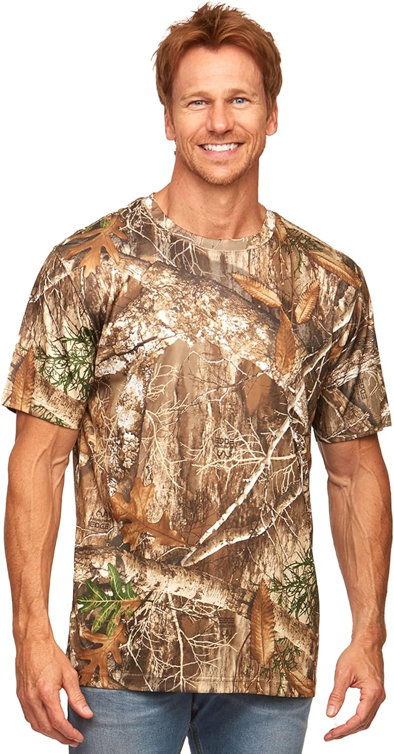 Realtree Men's Essential Camo Lightweight Performance Short Sleeve Shirt